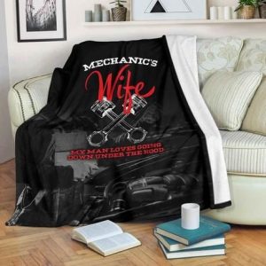 MY MAN LOVES GOING DOWN UNDER THE HOOD BEST SELLER FLEECE BLANKET GIFT FOR FAN